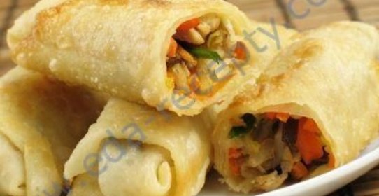 Яичные блины с курицей и грибами