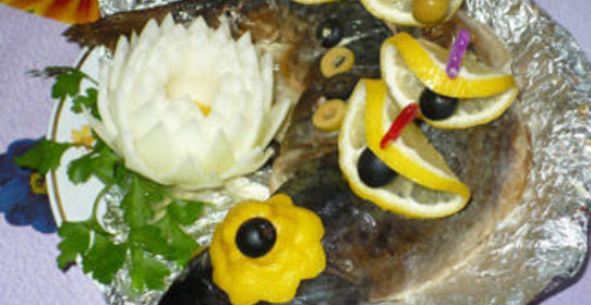 Горбуша, фаршированная с морским языком
