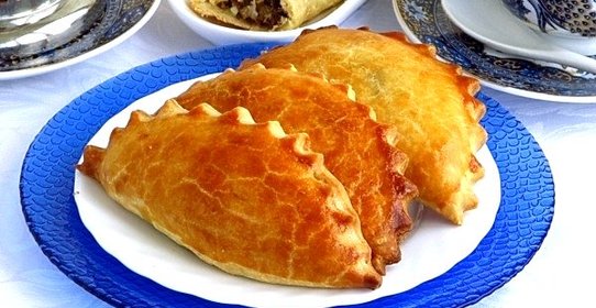 Пирожки «Гребешки» с печенью и яйцами печёные