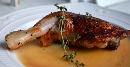 Куриные окорочка в вине