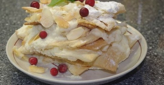 Слойки с кремом патисьер