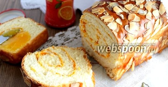 Тостовый хлеб с миндальными лепестками