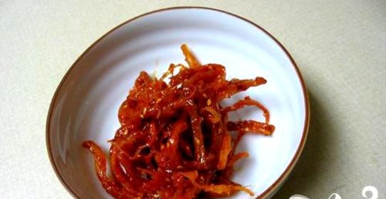 Сушёные кальмары в соусе