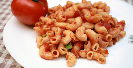 Постная паста в томатном соусе