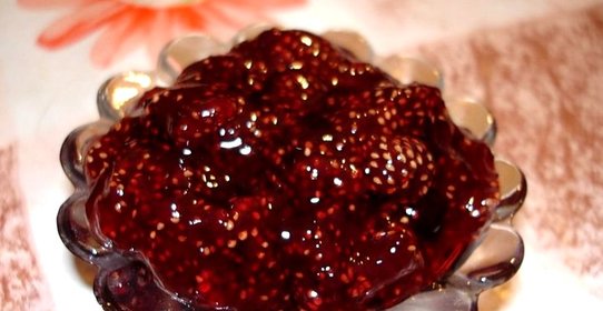 Земляничное варенье на сиропе