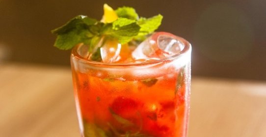 Клубничный лимонад