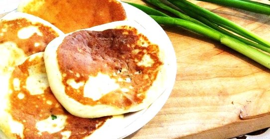 Лепешки на кефире с зеленью