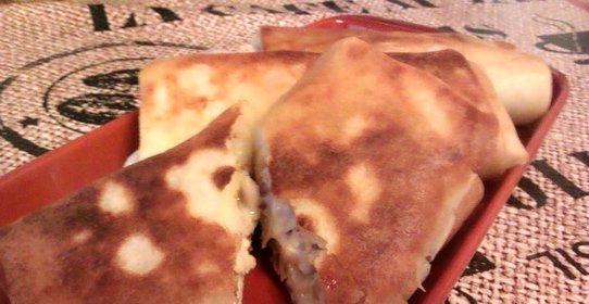 Блинчики с курицей и сыром