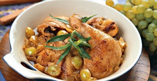 Курица с виноградом