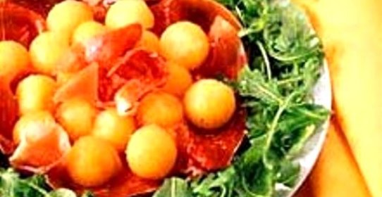 Итальянский салат с дыней