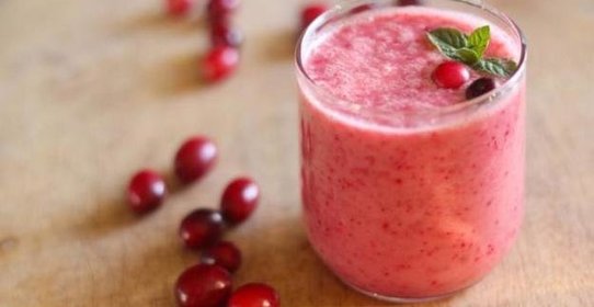Молочно-клюквенный смузи