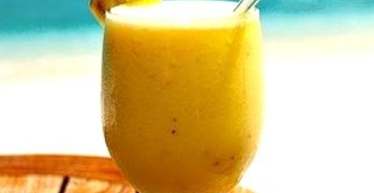 Легкий банановый коктейль с овсяными хлопьями