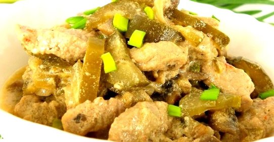 Бефстроганов из свинины с грибами
