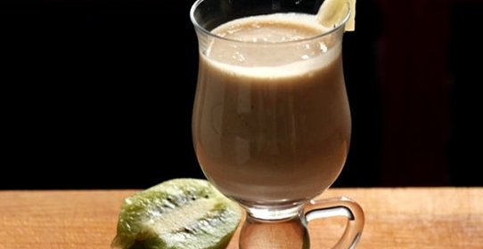 Смузи с яблоком и бананом