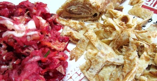 Японские блинчики с салатом