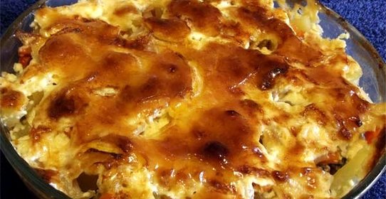 Рыба, запеченная под овощами