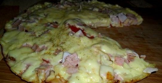 Быстрая пицца на сметанном тесте