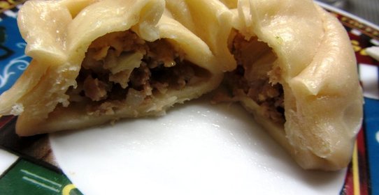 Манты с говяжьим мясом и картофелем