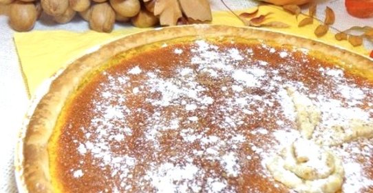 Пирог из слоеного теста с тыквой