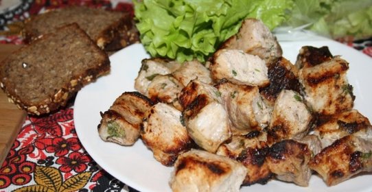 Шашлык в кефирном маринаде с пряными травами