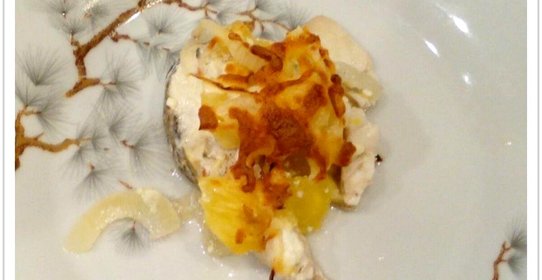 Рыба в ананасах