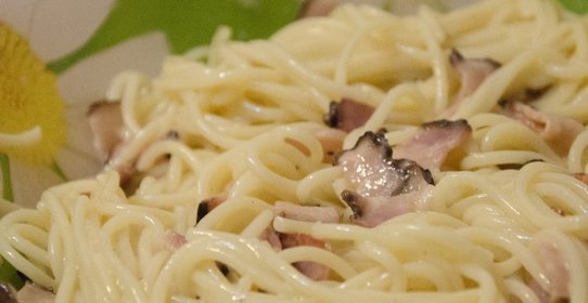 Соус карбонара (по рецепту Марселы Хазан)