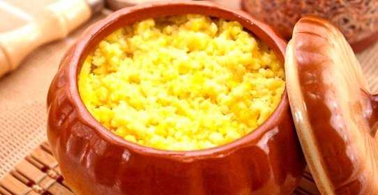 Пшенная каша с тыквой в горшочке