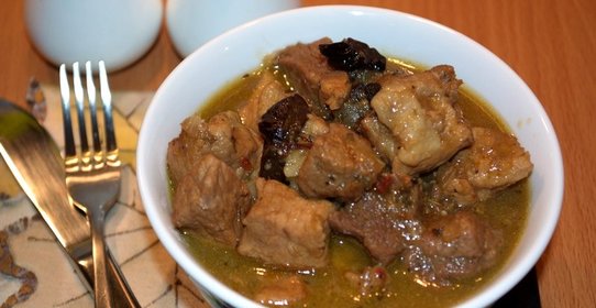 Свинина в винном соусе