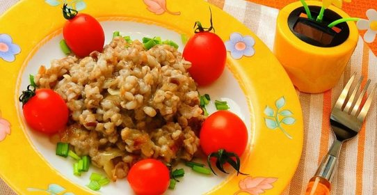 Каша перловая с луком