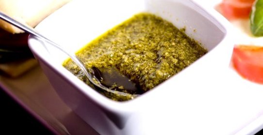 Ароматный зеленый соус