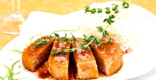 Свинина, маринованная в соевом соусе и лимонном соке