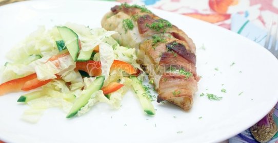 Куриное филе запеченное с беконом