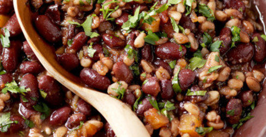 Горячее лобио из красной фасоли с мясом