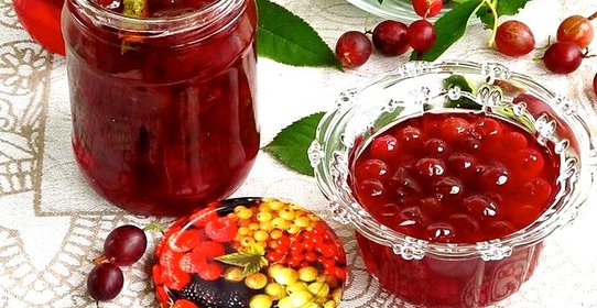 Варенье из розового крыжовника с вишнёвыми листьями