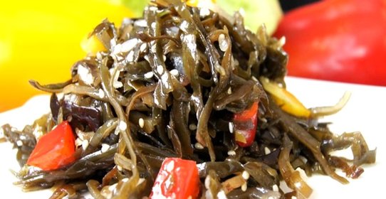 Салат по-корейски из морской капусты