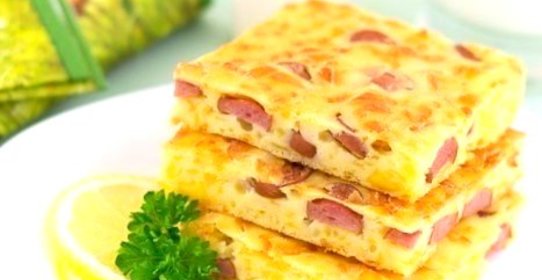 Пирог с сыром и сосисками