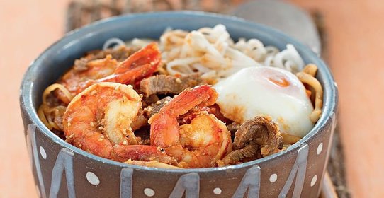 Ми бандунг муар, лапша с морепродуктами