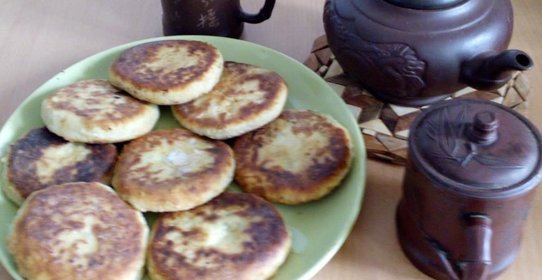 Лепешки с сыром и зеленью