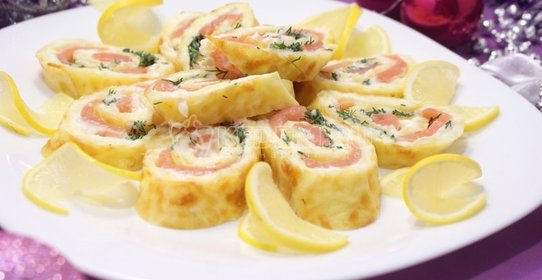 Сырный рулет «Новогодняя сказка»