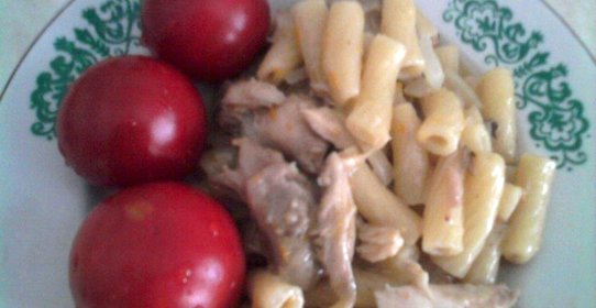 Макароны с мясом в белом соусе