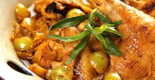 Курица с виноградом