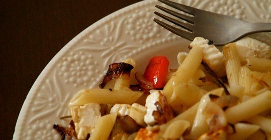 Пенне с адыгейским сыром