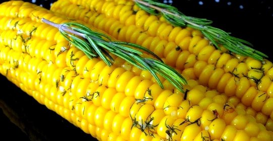 Кукуруза в духовке в фольге