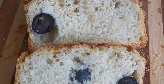 Хлеб с оливками