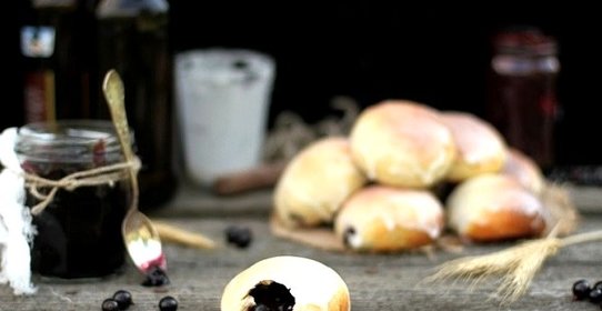 Пирожки со смородиной