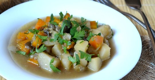 Овощное рагу с баклажанами