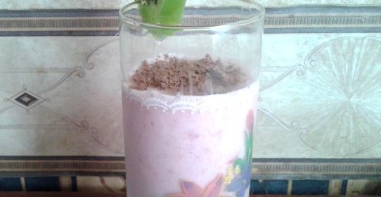 Клубничный коктейль