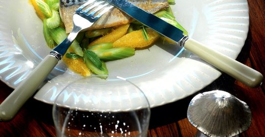 Скумбрия с сельдереем и апельсином
