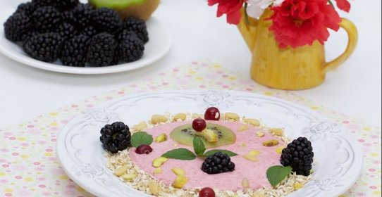 Мюсли в йогурте