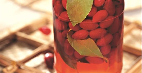 Маринованный кизил